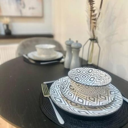 Cosy Stylish Studio Apartment تروبريدج المظهر الخارجي الصورة